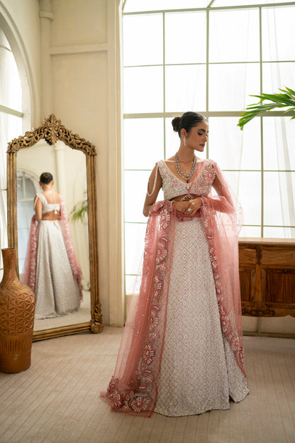 Noorie - Pink Choli Lehanga