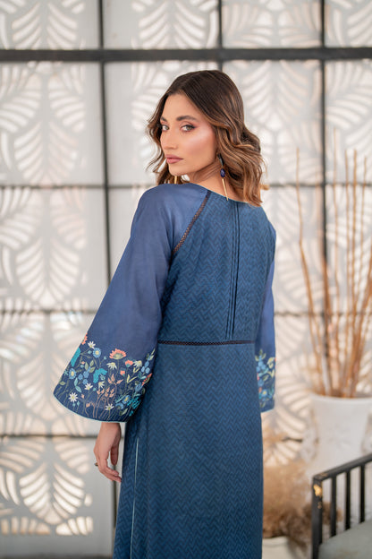 Navy blue pret with embroidered sleeves